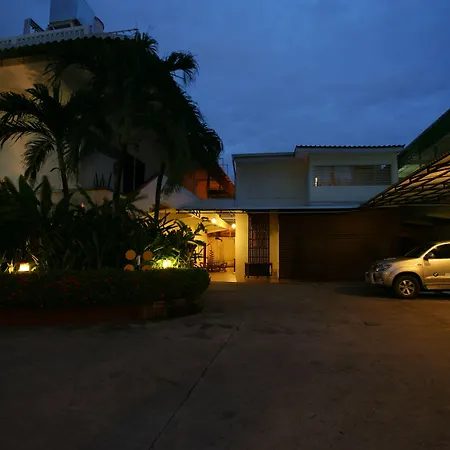 Rajata Hotel